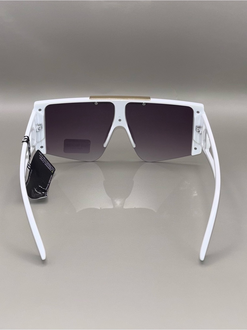 True Religion Oversized Shield Sunglasses White Gold Purple Gradient NWT - Picture 4 of 8